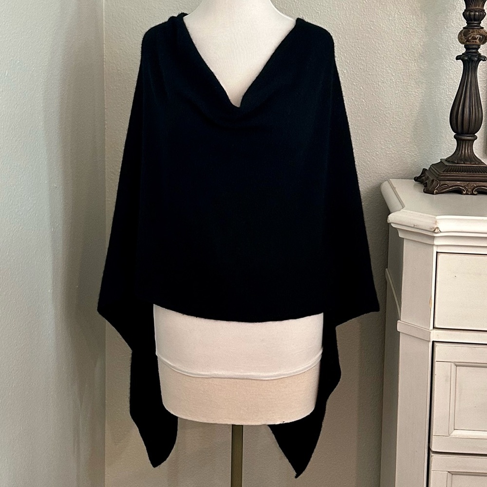 Minnie Rose Cashmere Ruana Shrug Poncho Black One Size